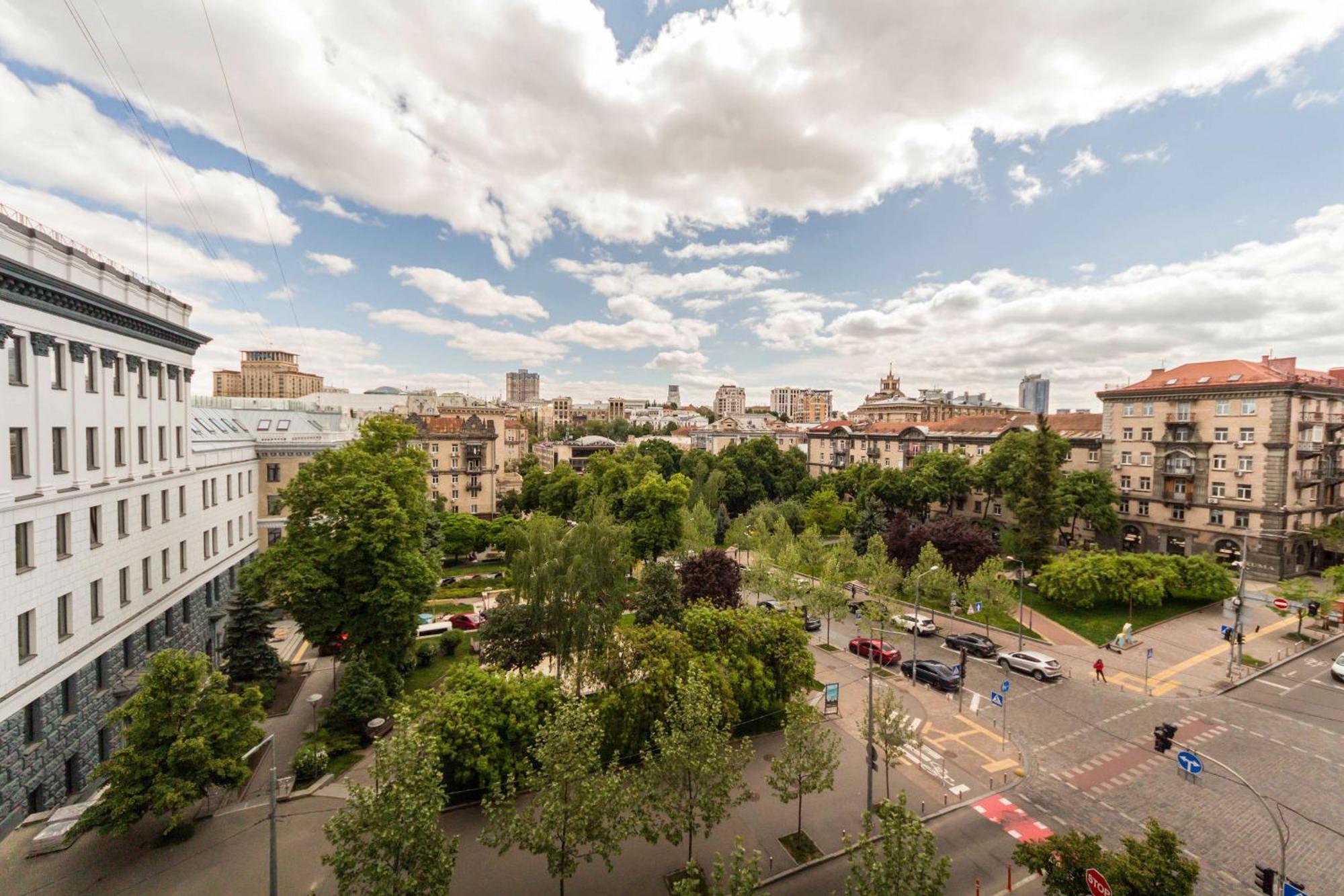 Self Check-In Apartments Kiev Bagian luar foto